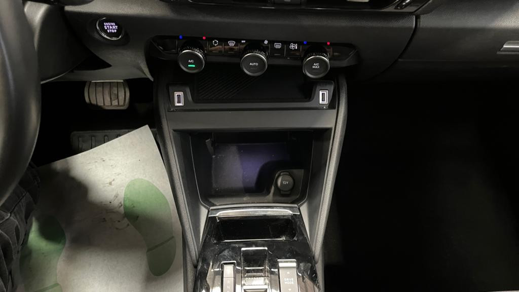 Nouvelle CITROEN C4 X  1.2 PureTech 12V - 130 S&S - EAT8  Max